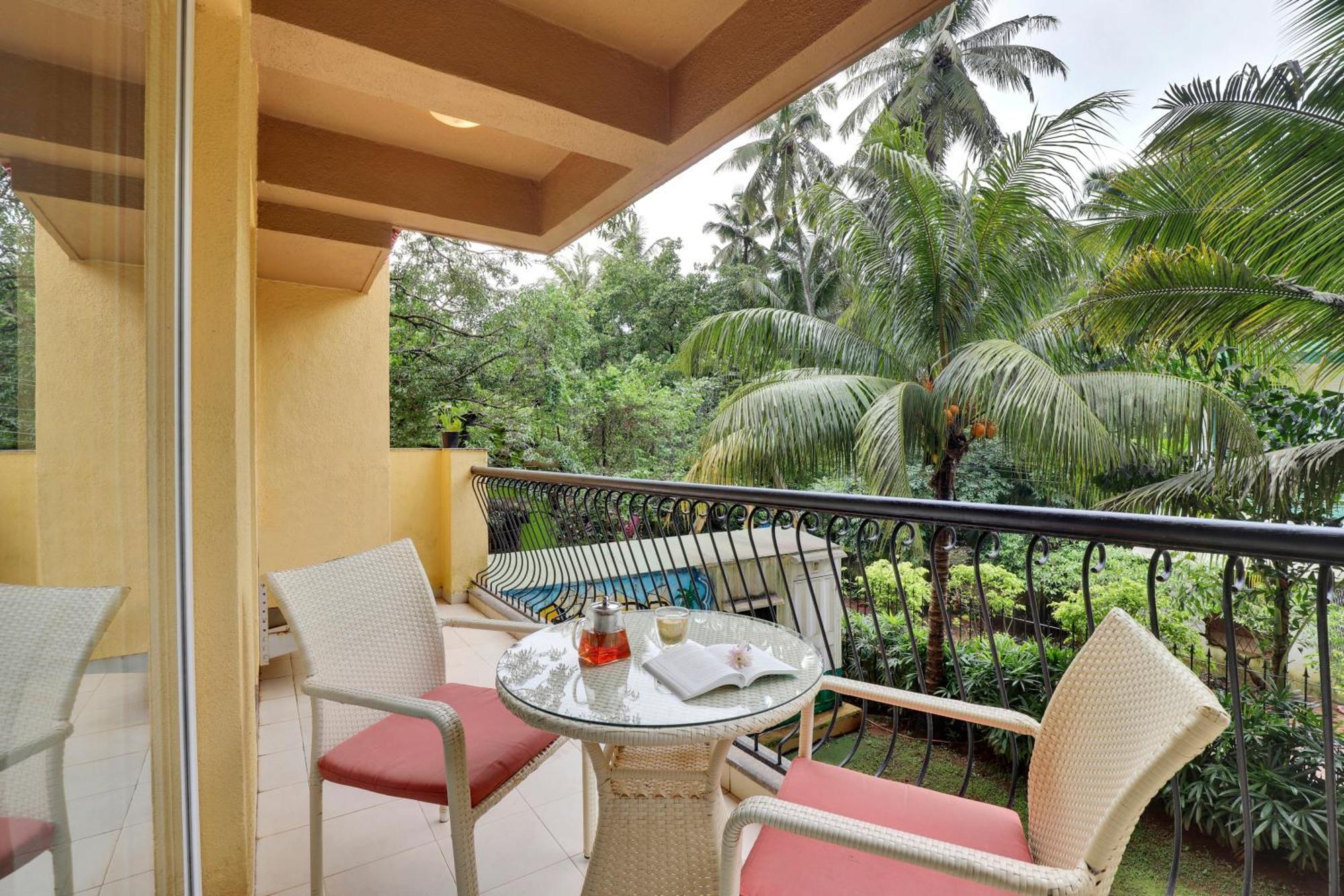 Veera Strand Park Serviced Apartments Near Calangute Bagian luar foto