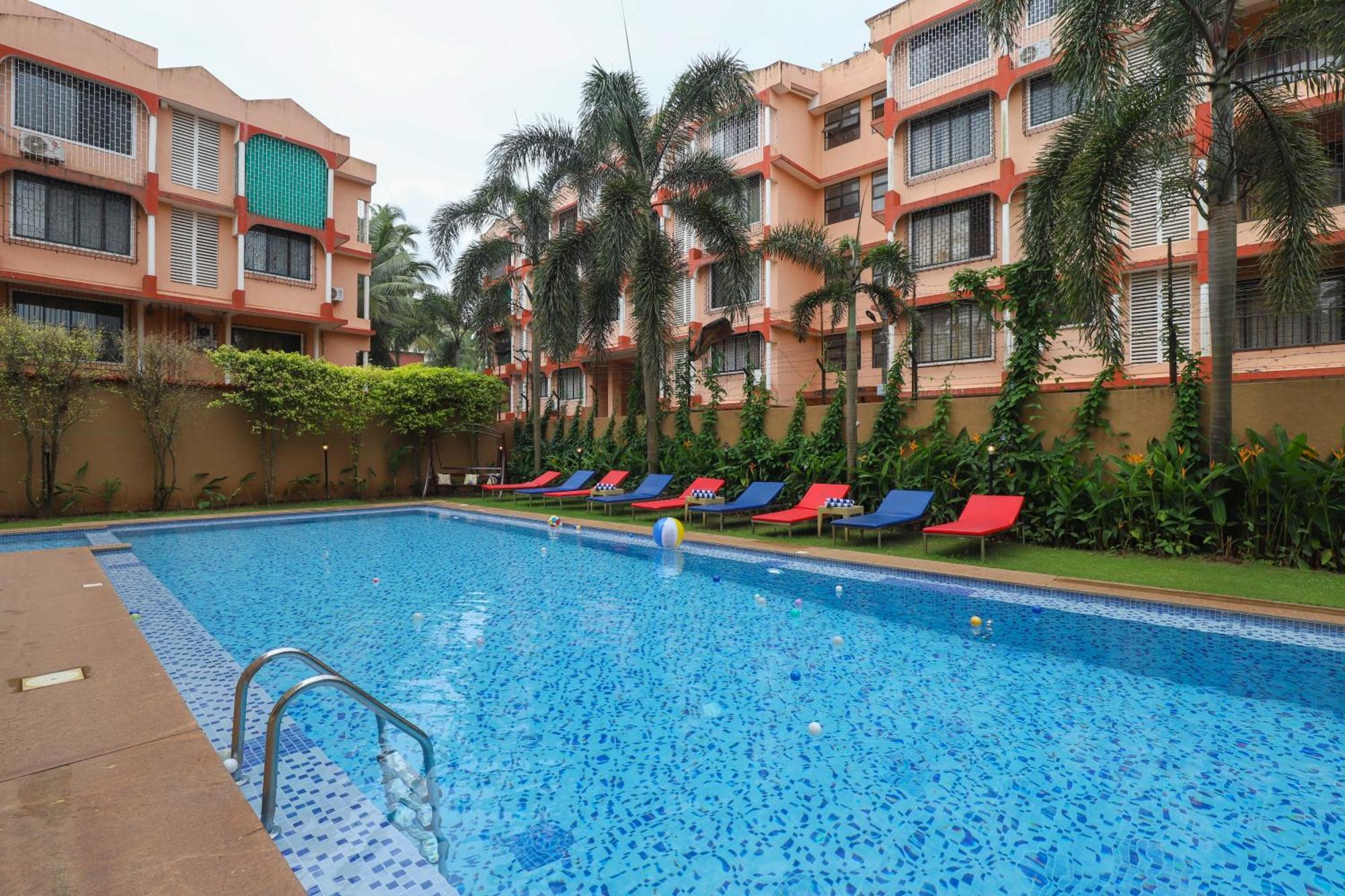 Veera Strand Park Serviced Apartments Near Calangute Bagian luar foto