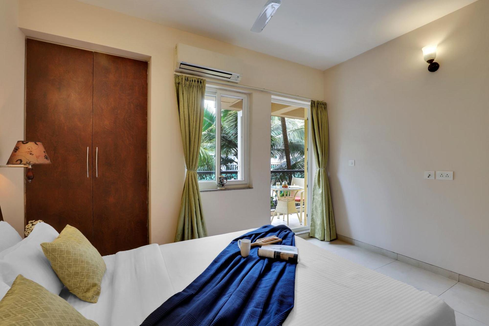 Veera Strand Park Serviced Apartments Near Calangute Bagian luar foto